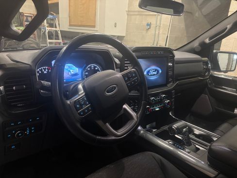 Used 2021 Ford F150 XLT w/ Equipment Group 302A High image 11