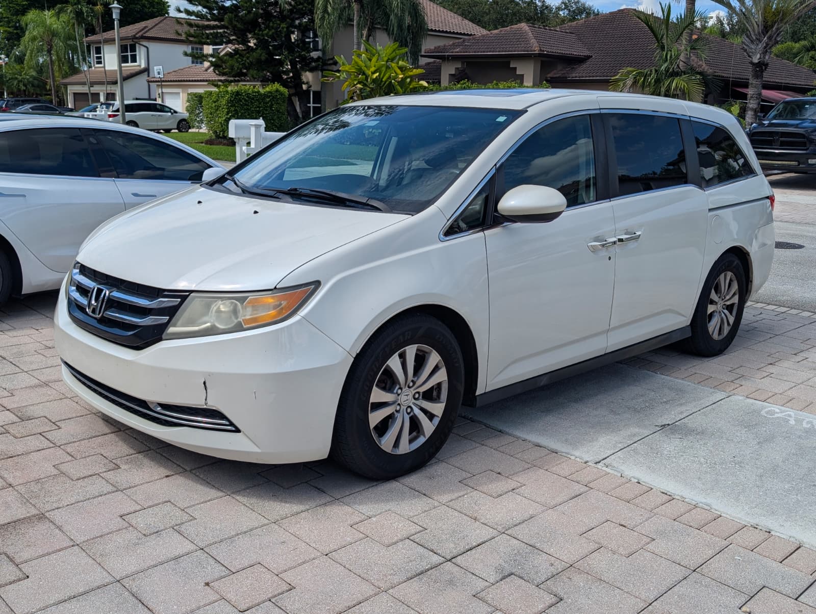 Used 2015 Honda Odyssey EX-L image 1