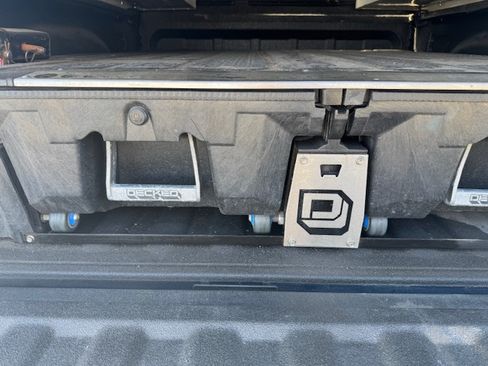 Used 2024 RAM 2500 Big Horn w/ Sport Appearance Package image 12