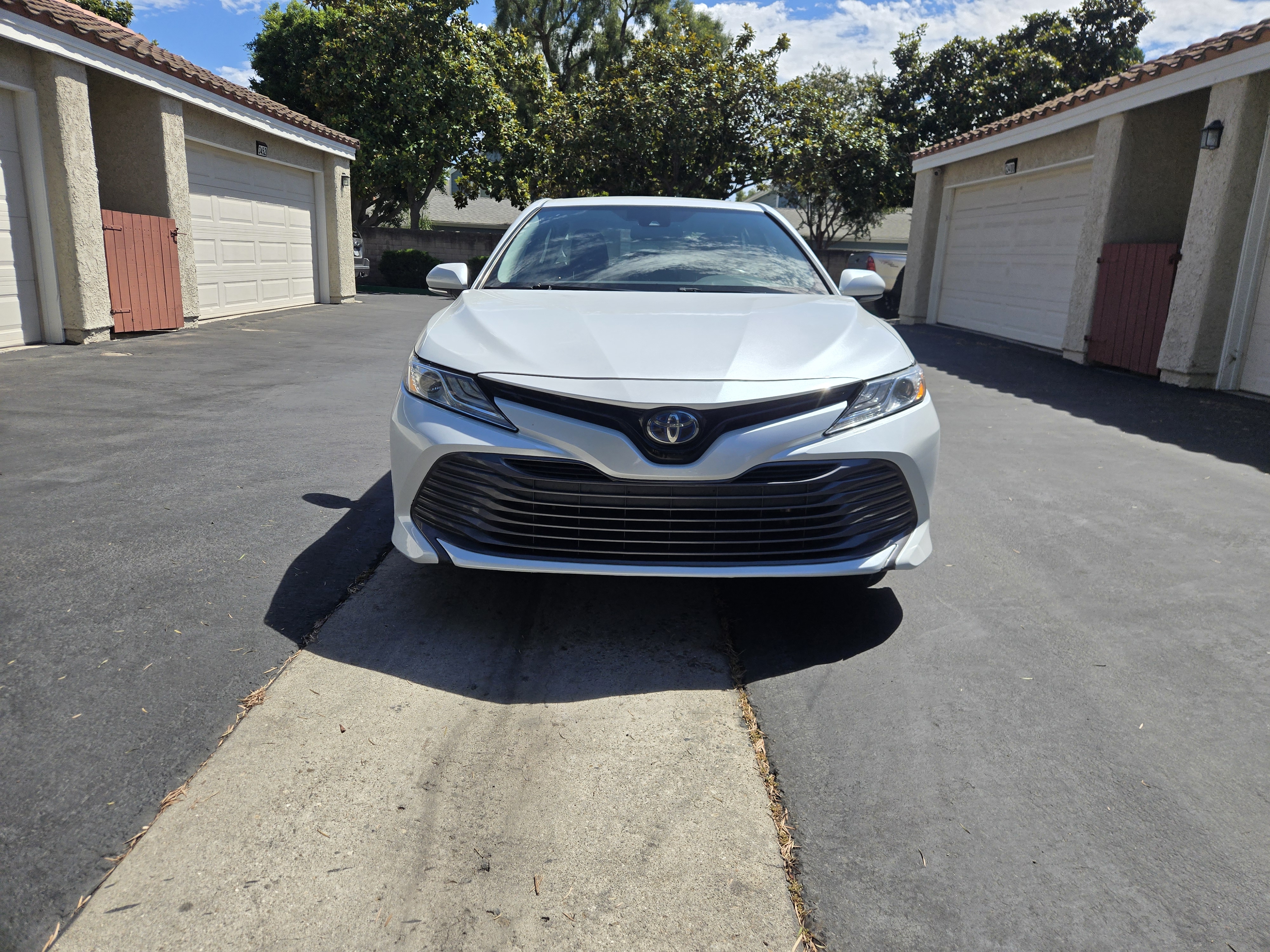 Used 2020 Toyota Camry XLE FWD image 10