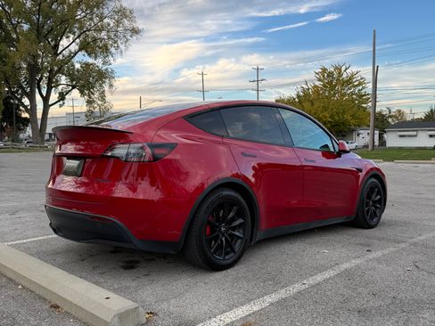 Used 2021 Tesla Model Y Performance image 6