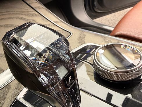 Used 2019 BMW X7 xDrive40i w/ Premium Package image 27