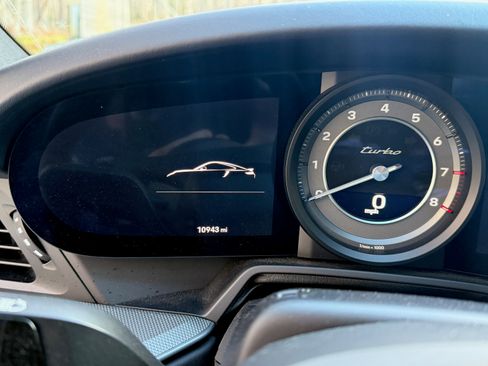 Used 2022 Porsche 911 Turbo image 12