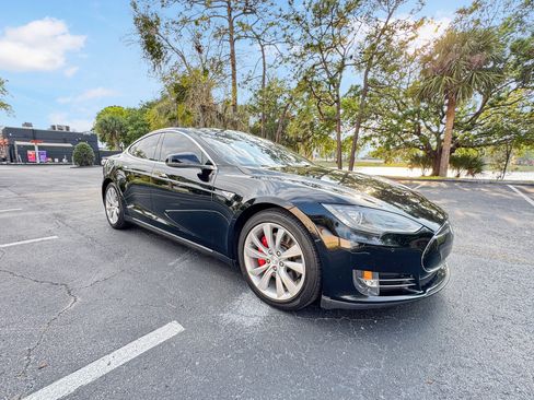 Used 2014 Tesla Model S P85 image 13