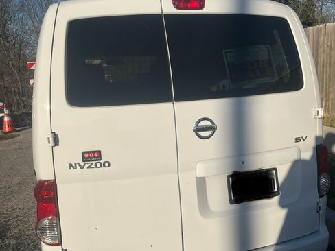 Used 2020 Nissan NV200 SV w/ Back Door Glass Package image 6