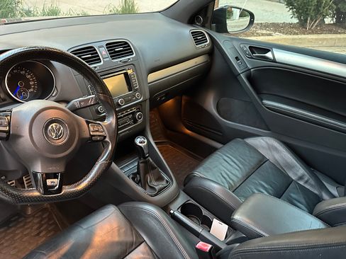 Used 2012 Volkswagen Golf R 2-Door image 10