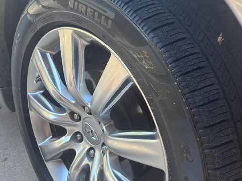 Used 2014 INFINITI QX80 4WD w/ Theater Package image 12