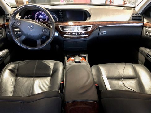 Used 2007 Mercedes-Benz S 550 S 550 Sedan 4D image 11