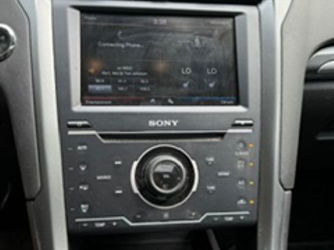 Used 2014 Ford Fusion Titanium FWD image 12