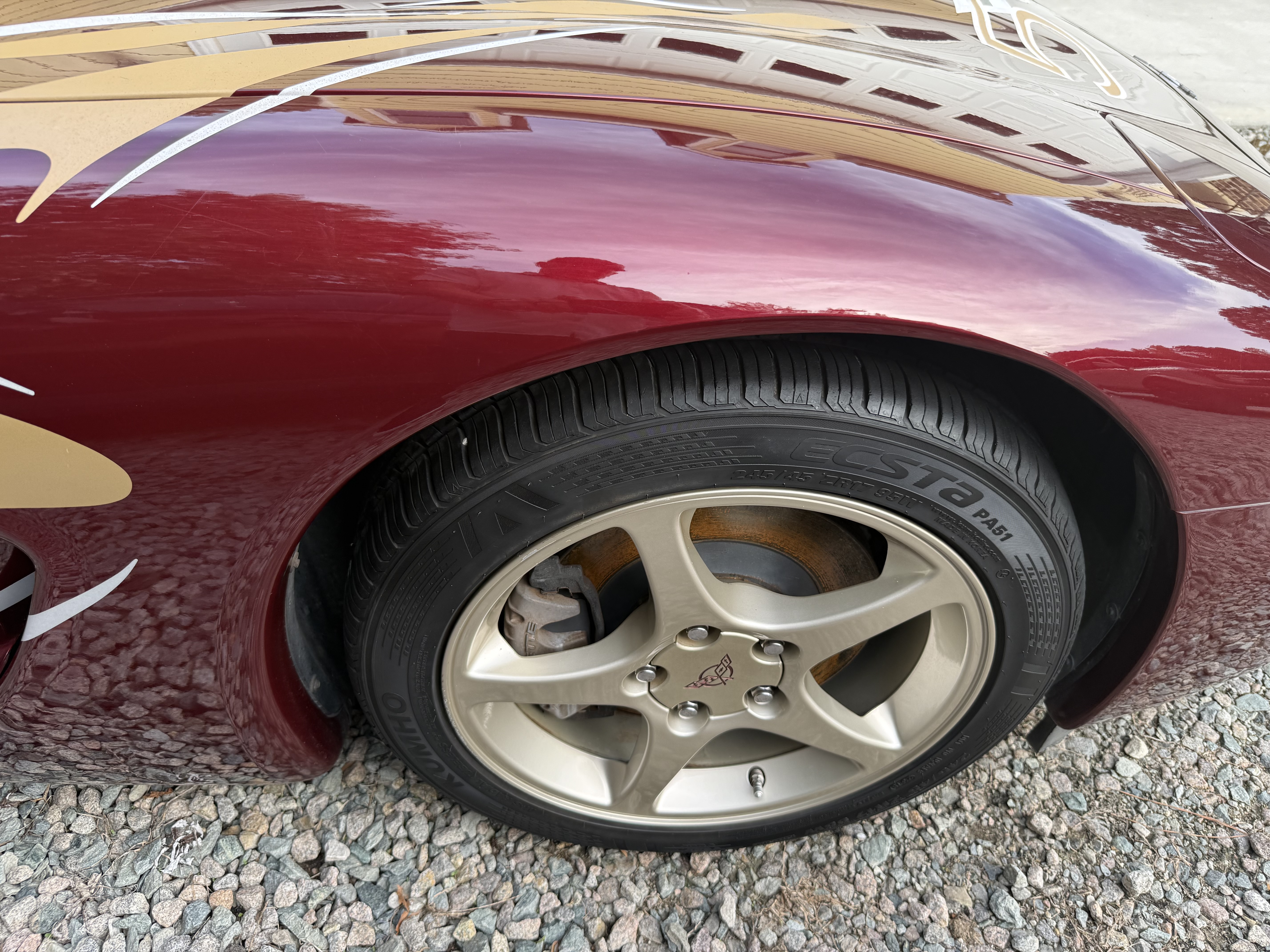 Used 2003 Chevrolet Corvette Convertible w/ Preferred Equipment Group1 RWD image 6