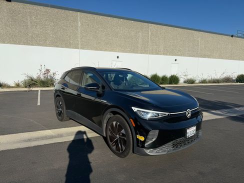 Used 2022 Volkswagen ID.4 Pro image 2