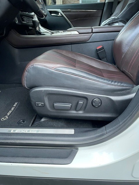 Used 2016 Lexus RX 350 FWD w/ Luxury Package image 16