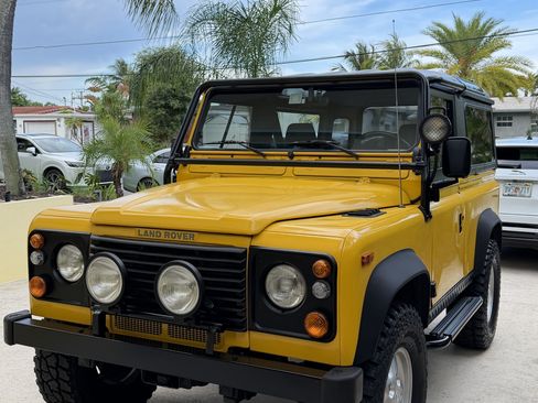 Used 1997 Land Rover Defender 90 AWD/4WD image 10