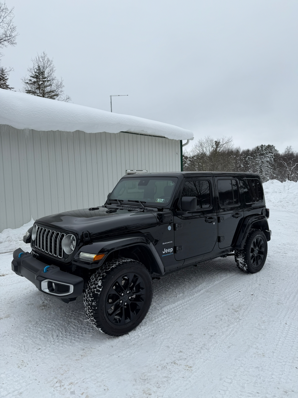 Used 2024 Jeep Wrangler Unlimited Sahara w/ Safety Group AWD/4WD image 15
