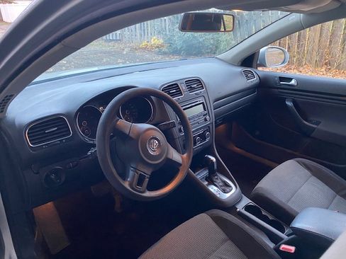 Used 2011 Volkswagen Jetta S image 5