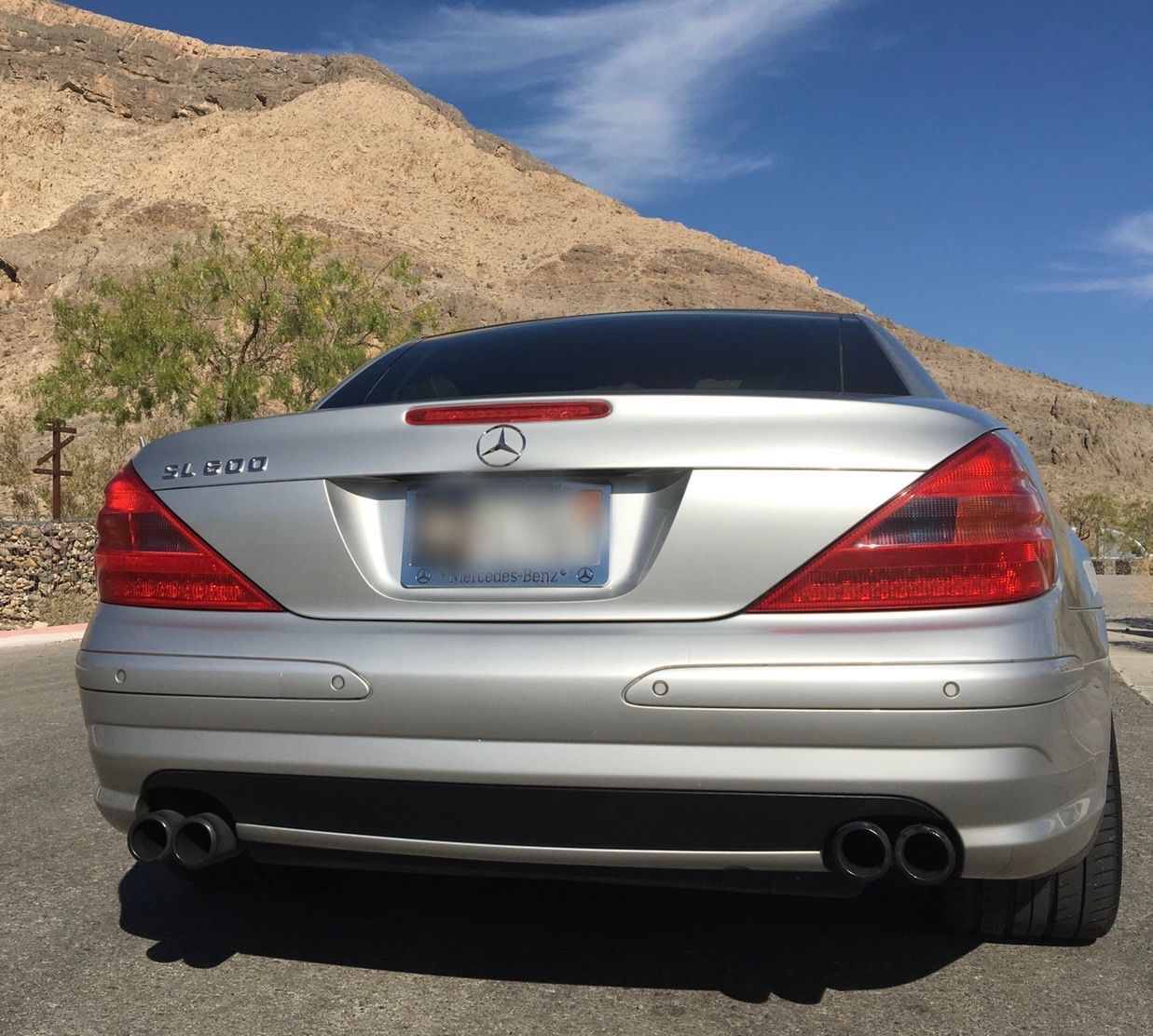 Used 2005 Mercedes-Benz SL 600 image 2