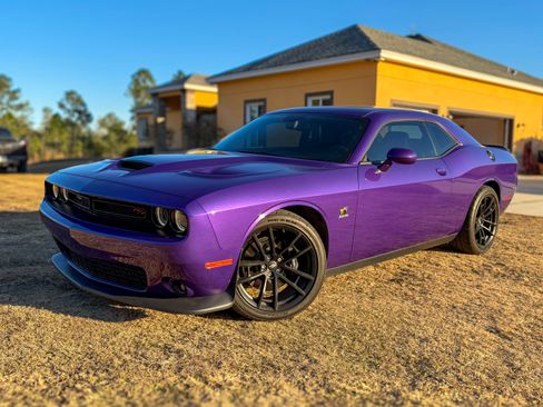 Used 2023 Dodge Challenger R/T Scat Pack image 10