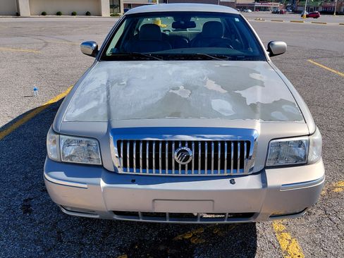 Used 2008 Mercury Grand Marquis LS image 8
