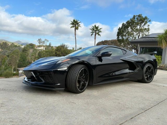 Used 2023 Chevrolet Corvette Stingray Premium Cpe w/ Z51 Performance Package RWD image 4