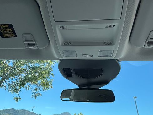 Used 2022 Ford Escape SEL AWD/4WD image 16