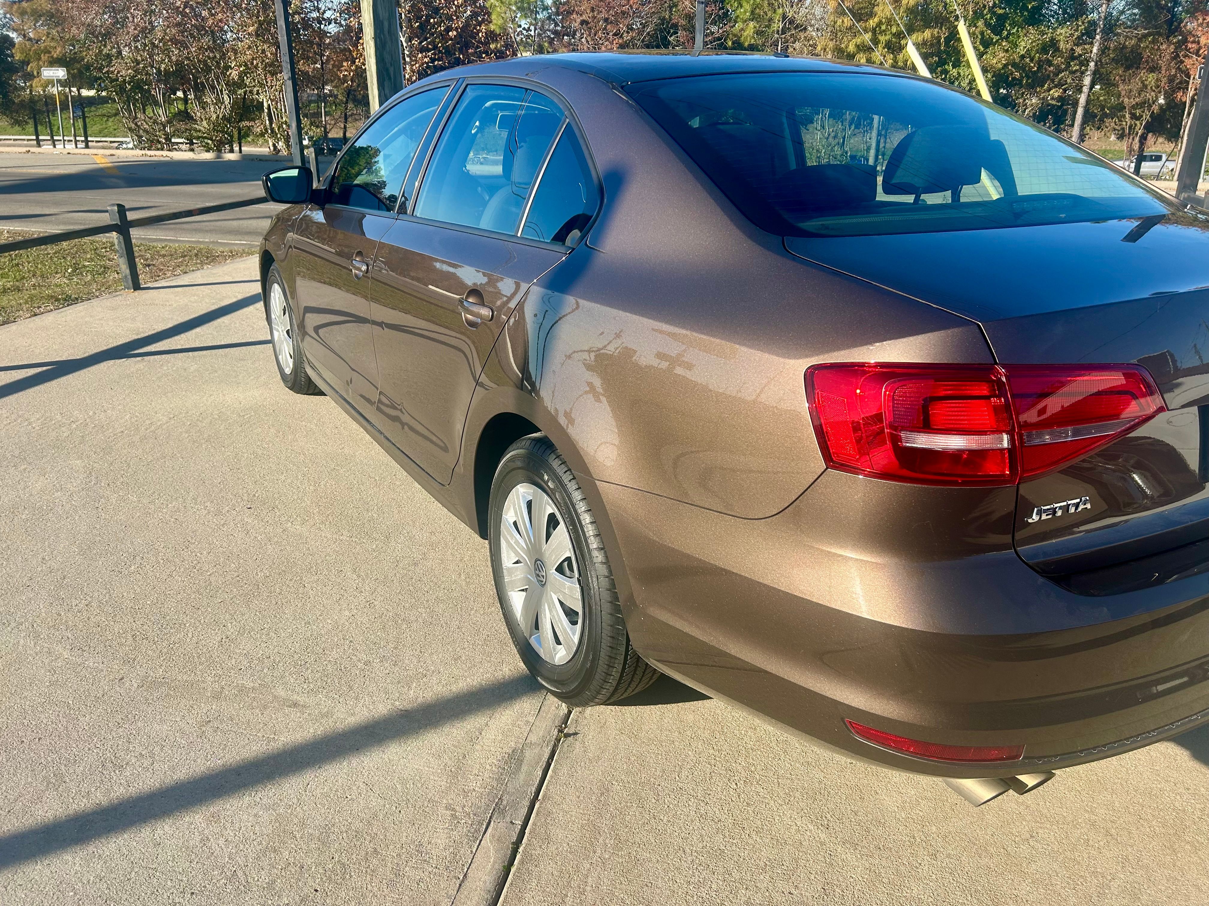 Used 2015 Volkswagen Jetta S FWD image 9