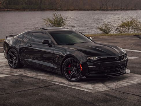 Used 2023 Chevrolet Camaro SS image 1
