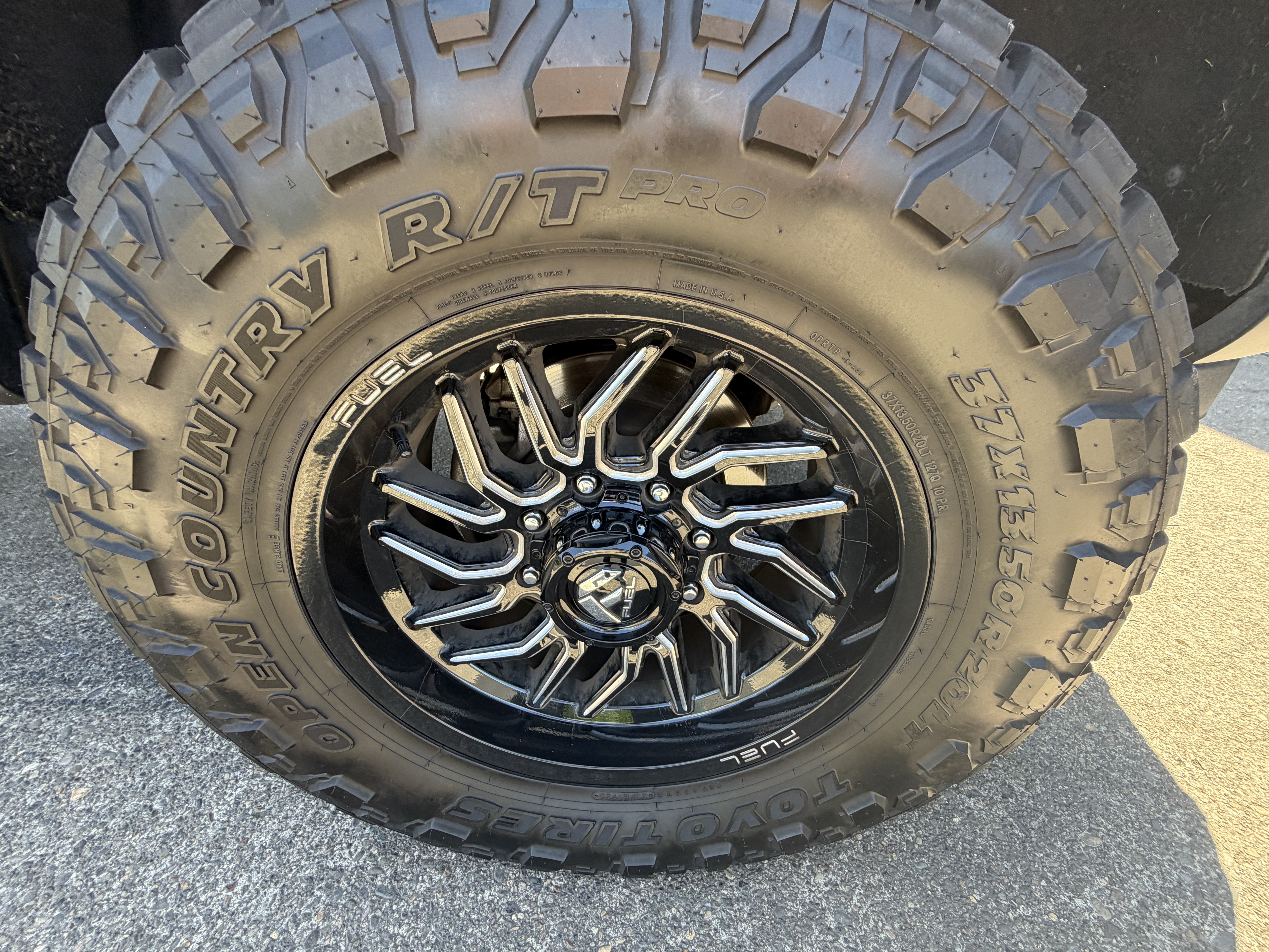 Used 2024 GMC Sierra 2500 Denali Ultimate AWD/4WD image 14