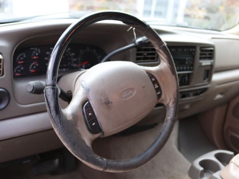 Used 2001 Ford Excursion Limited image 20