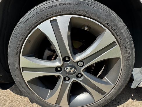 Used 2015 Hyundai Elantra Sport FWD image 16