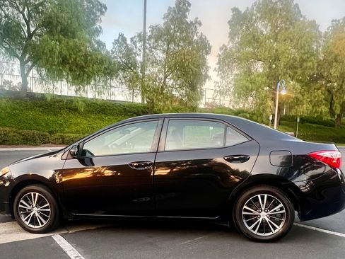 Used 2016 Toyota Corolla LE FWD image 28