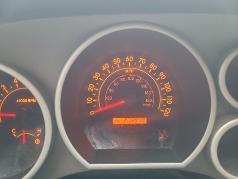 Used 2010 Toyota Tundra 2WD CrewMax w/ TRD Off-Road Pkg image 12