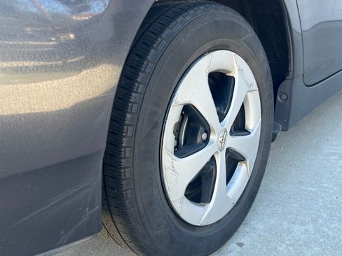 Used 2015 Toyota Prius Two image 18