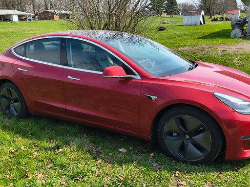 Used 2018 Tesla Model 3 Long Range image 13