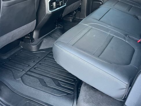 Used 2021 GMC Sierra 2500 Denali w/ Denali Ultimate Package image 11