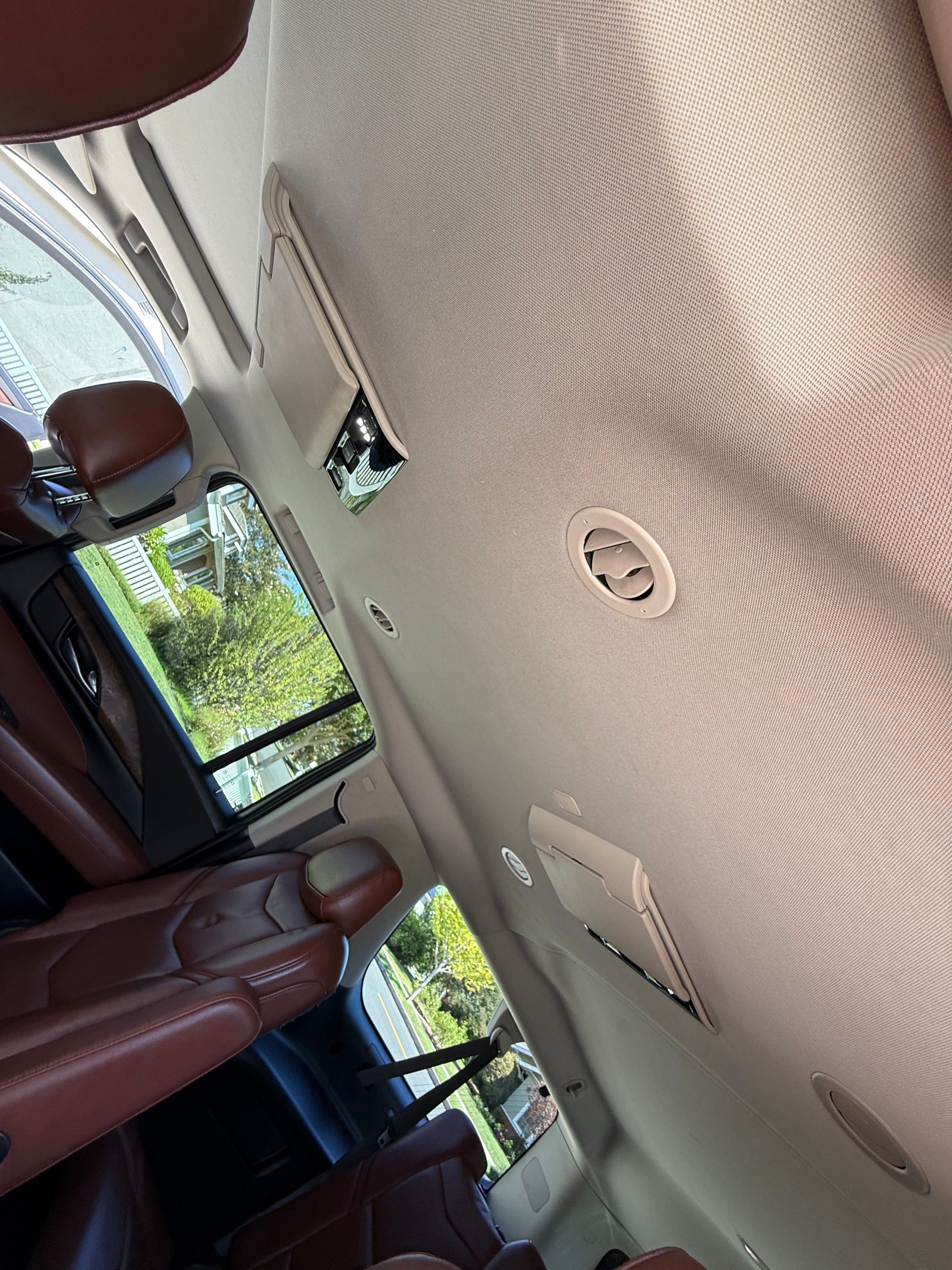 Used 2019 Cadillac Escalade ESV Premium Luxury AWD/4WD image 16