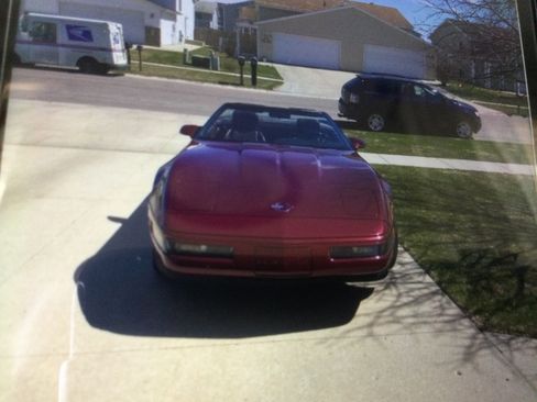 Used 1993 Chevrolet Corvette Convertible RWD image 1