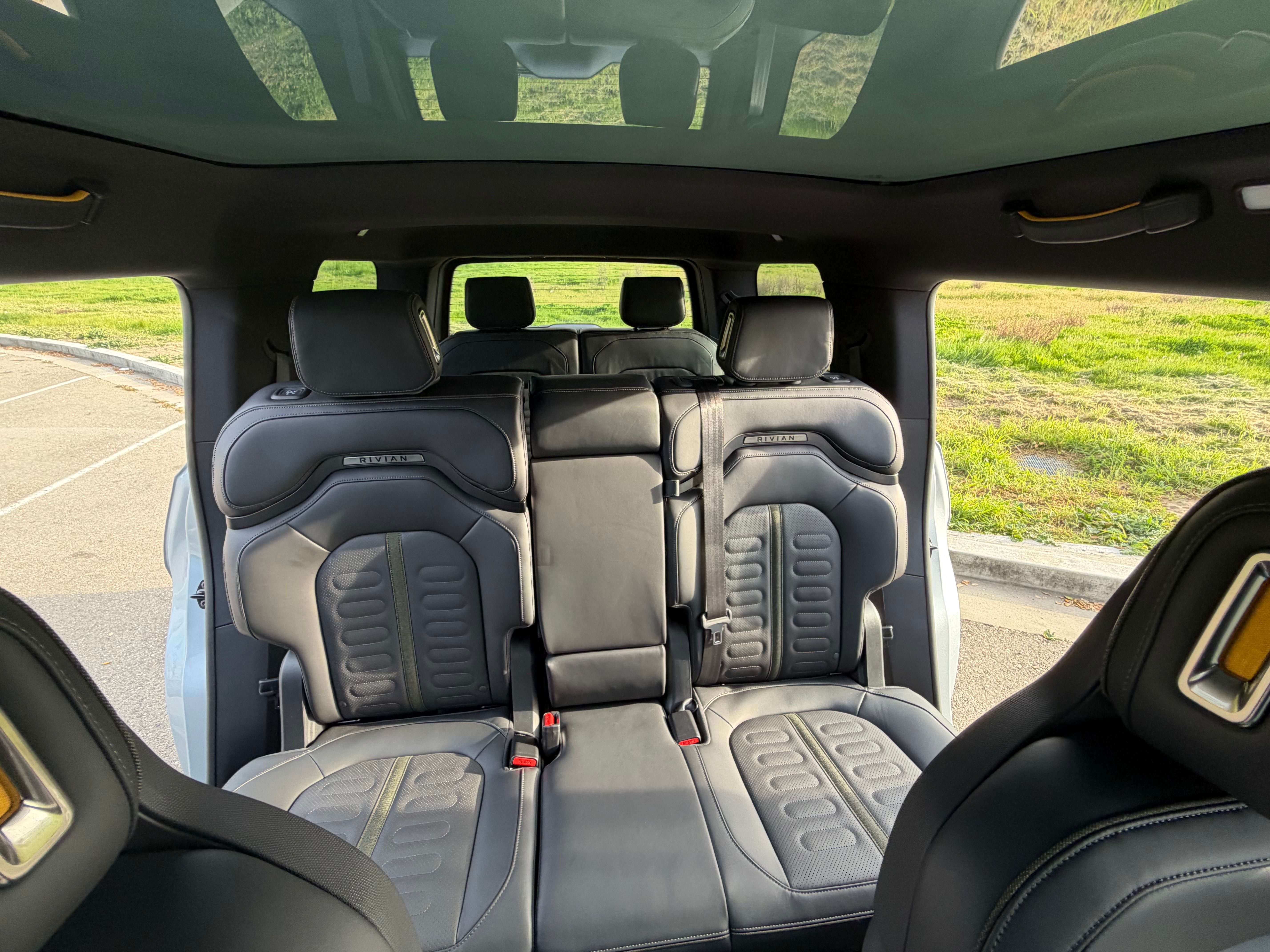 Used 2026 Rivian R1S Adventure AWD/4WD image 17