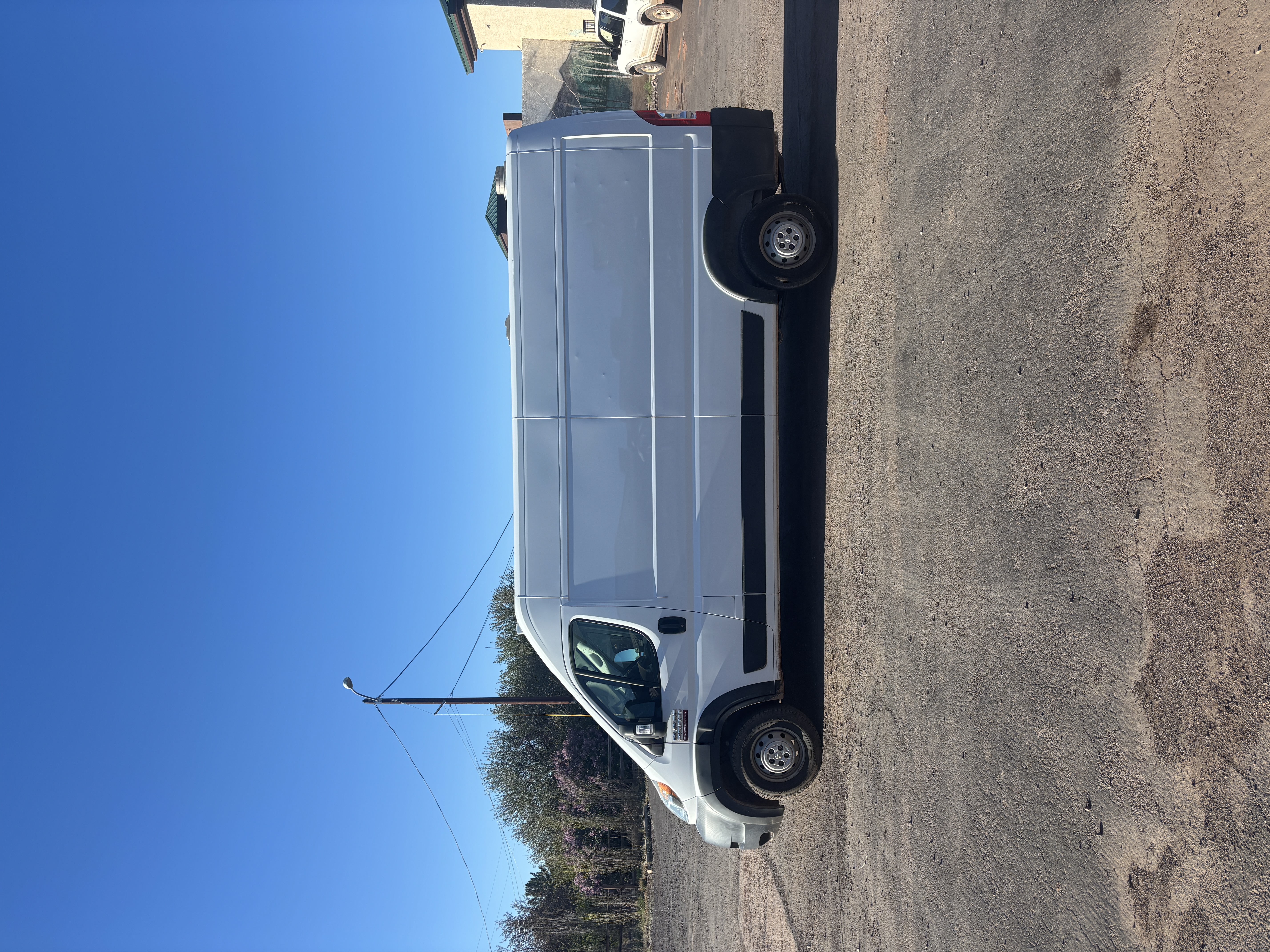 Used 2019 RAM ProMaster 2500 FWD image 1