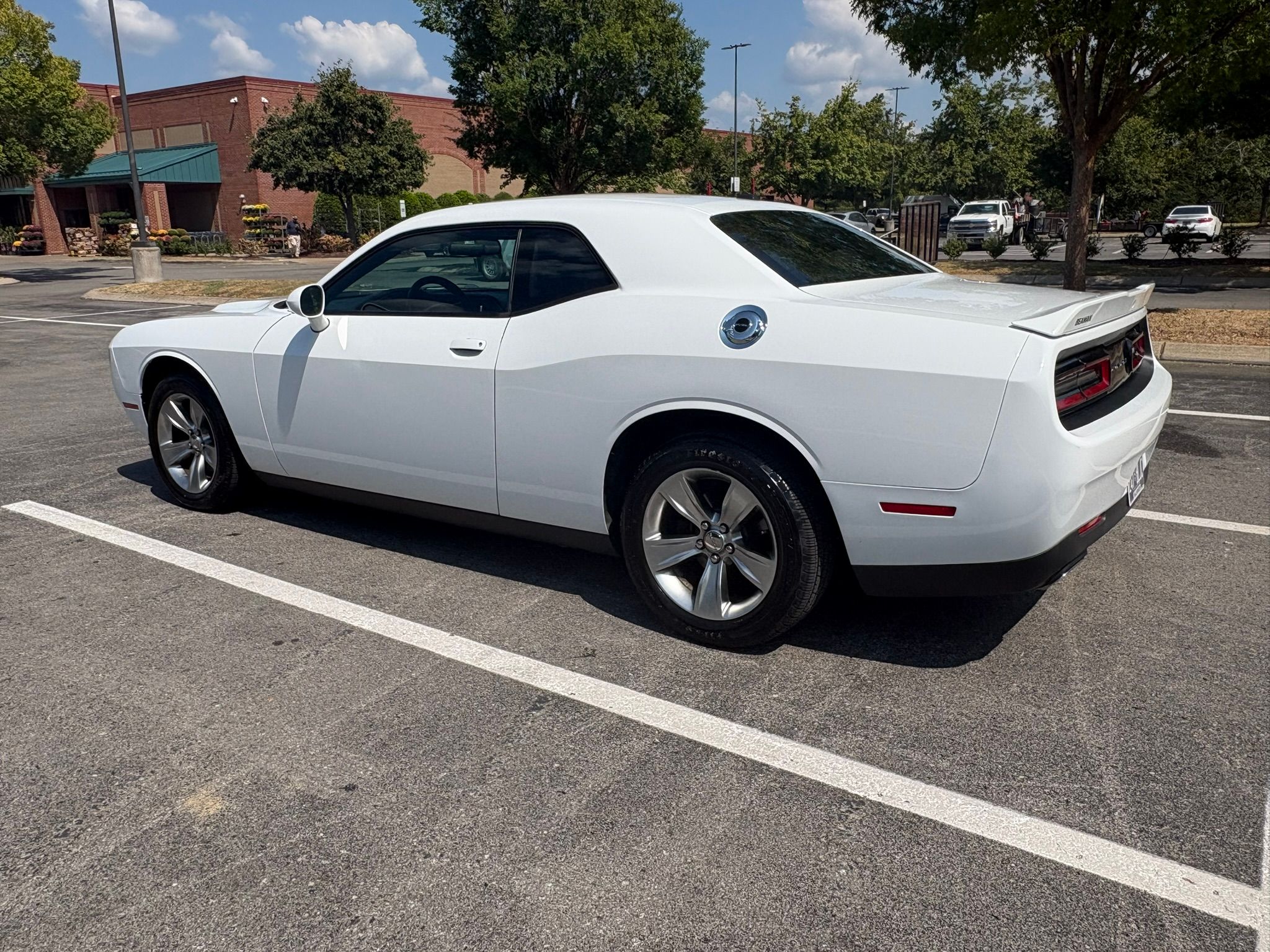 Used 2020 Dodge Challenger SXT RWD image 5