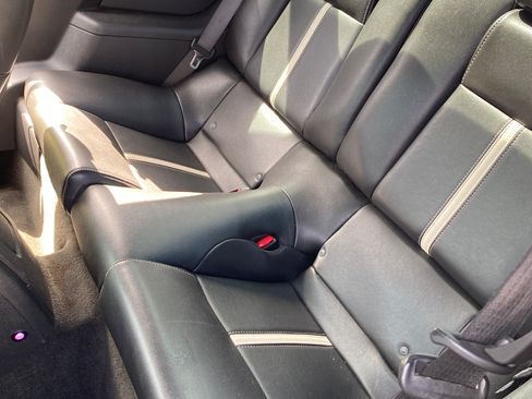 Used 2012 Ford Mustang GT Premium w/ GT Coupe Accessory Pkg 4 RWD image 11