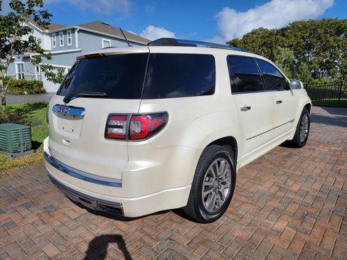 Used 2014 GMC Acadia Denali image 9