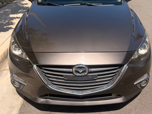 Used 2016 MAZDA MAZDA3 i Touring w/ Popular Equipment Package FWD image 1