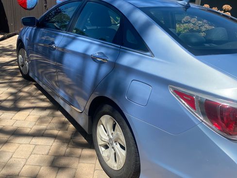 Used 2013 Hyundai Sonata Hybrid FWD image 5