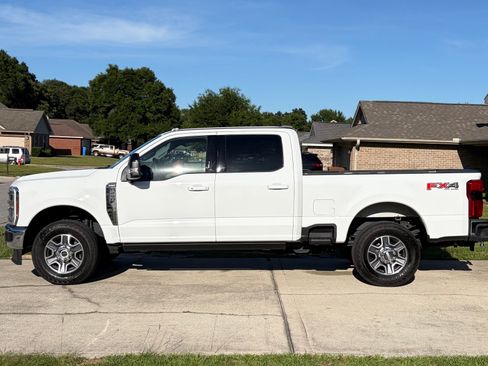 Used 2026 Ford F250 Lariat w/ FX4 Off-Road Package AWD/4WD image 1