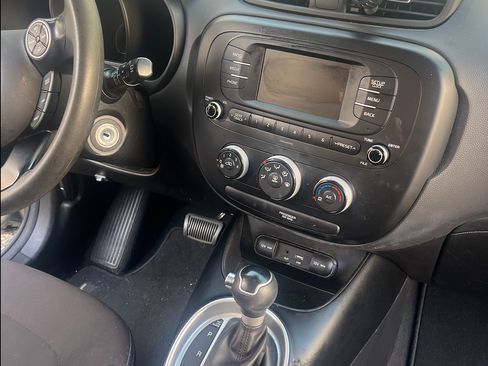 Used 2018 Kia Soul image 10