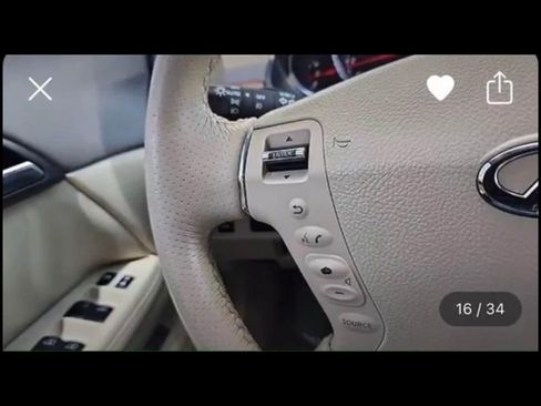 Used 2008 INFINITI M35 x w/ Technology Pkg image 2