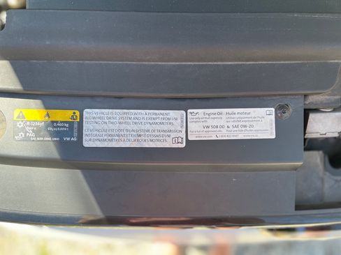 Used 2018 Volkswagen Tiguan SE image 27