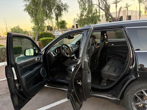 Used 2018 Jeep Grand Cherokee Summit image 12