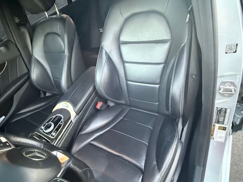 Used 2017 Mercedes-Benz C 300 4MATIC Sedan image 14