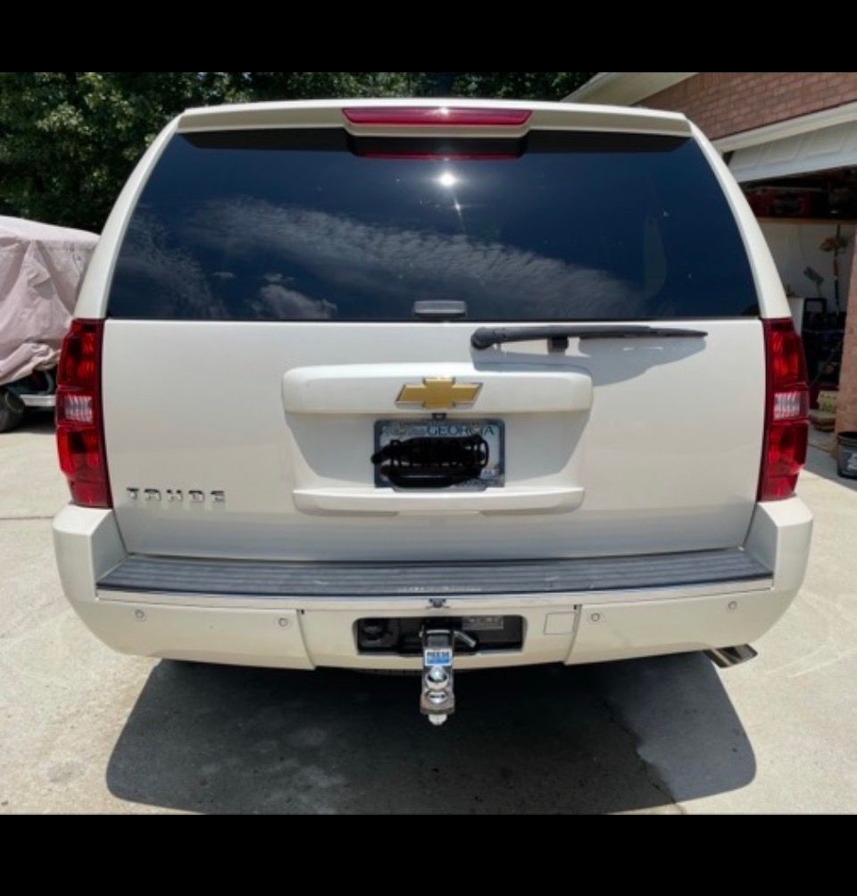 Used 2014 Chevrolet Tahoe LTZ RWD image 5